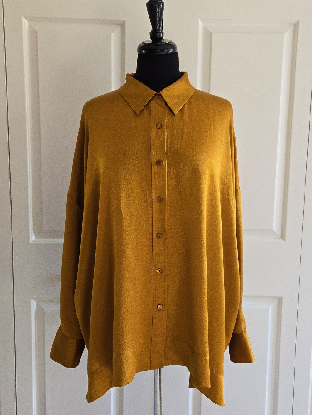 Eileen Fisher gold hammered 100% silk button down blouse